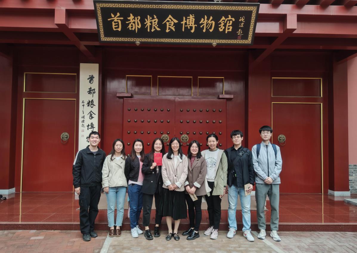 學(xué)習(xí)糧食安全重要論述  凝聚農(nóng)墾保供青年力量 ——農(nóng)墾中心團(tuán)支部、第一青年理論學(xué)習(xí)小組舉辦慶祝五四青年節(jié)活動